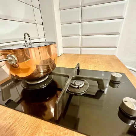 Metro Wifi 1gbs 75'tv Netflix Hbo * Warszawa