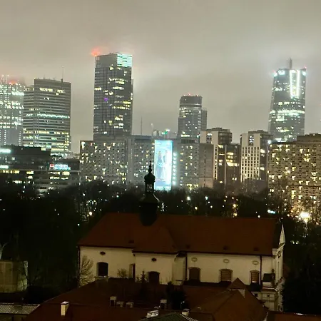 Διαμέρισμα Metro Wifi 1gbs 75'tv Netflix Hbo *