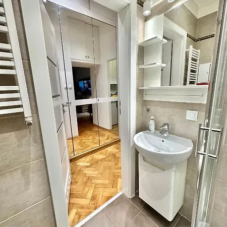 Appartement Metro Wifi 1gbs 75'tv Netflix Hbo