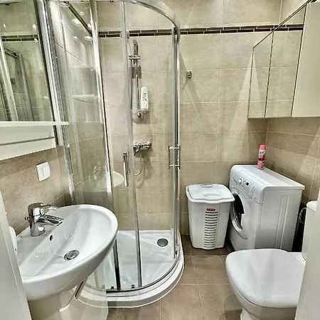 Metro Wifi 1gbs 75'tv Netflix Hbo Warschau