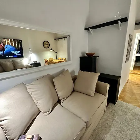 Appartement Metro Wifi 1gbs 75'tv Netflix Hbo